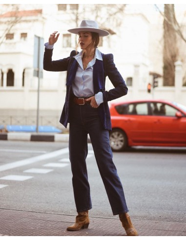 gray wide brim fedora