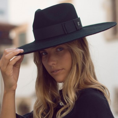 black wide brimmed hat ladies