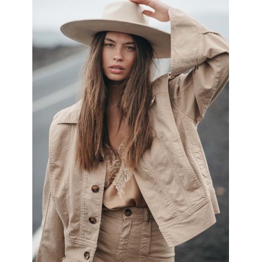 Wide Brim Felt Hat in Black - Grace and Lace