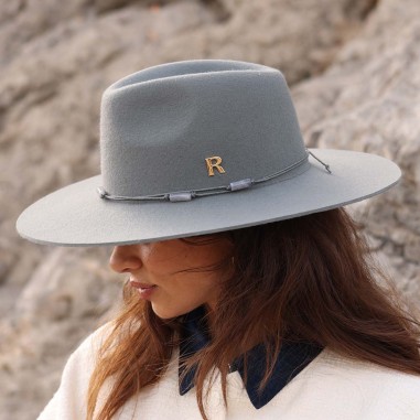 Cappello Donna Stile Fedora realizzato in 100% Feltro di Lana Beige con Tesa Media - Raceu Hats