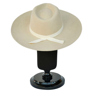 Sombrero Estilo Fedora en color crema de ala amplia