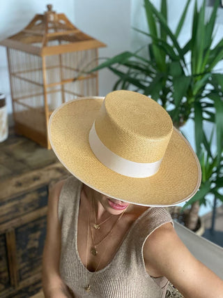 Sombrero Panamá Padua en color Camel - Sombreros Panamá Estilo Canotier