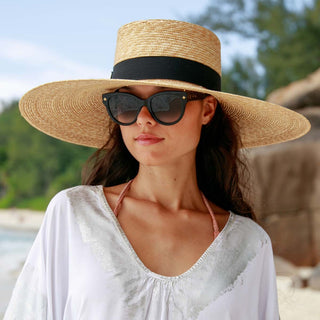 Sombrero Mujer Estilo Canotier Ala Ancha con Cinta Negra Grosgrain Raceu Hats