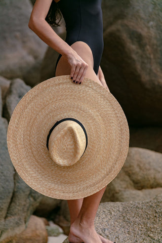 Sombrero Fedora Mujer Ala Ancha Extragrande con Cinta Negra - Raceu Hats
