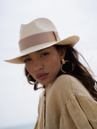 Sombrero Mujer Panamá Cuenca Natural con cinta Beige - Raceu Hats