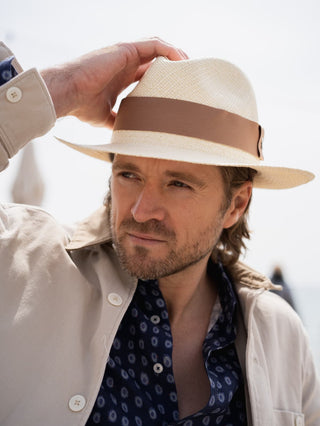 Sombrero Hombre Panamá Cuenca Natural con cinta Marrón - Raceu Hats