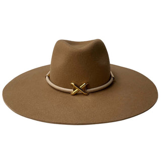 Sombrero Mujer Ala Ancha Fieltro de Lana Taupe con Adorno Dorado - Kentucky - Raceu Hats