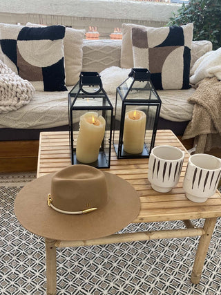 Sombrero Mujer Ala Ancha Fieltro de Lana Taupe con Adorno Dorado - Kentucky - Raceu Hats