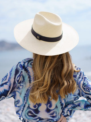 Sombrero Panamá Mujer color Natural con Cinta de Piel SOHO Raceu Hats