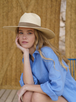 Sombrero Panamá Mujer color Natural con Cinta de Piel Taupe SOHO - Raceu Hats