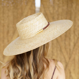 Sombrero de Paja Natural Ala Extra Ancha - Elegancia y Protección Solar al Alcance de tu Mano - Raceu Hats