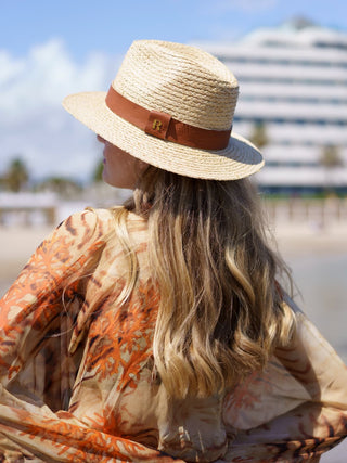 Sombrero Fedora Mujer Ala Corta Cinta Piel Marrón CHICAGO - Raceu Hats