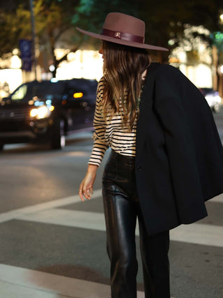 Sombrero Mujer Estilo Fedora de Ala Ancha en 100% Fieltro de Lana y de color Woodrose Original - Raceu Hats