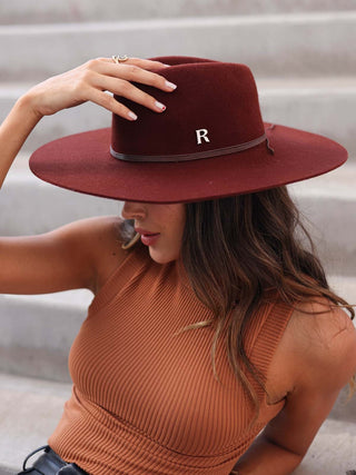 Sombrero de Ala Amplia Estilo Fedora en Original Color Terracota y Confeccionado en 100% Fieltro de Lana - Raceu Hats