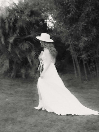 Sombrero para Novia Elegante, 100% Fieltro de Lana en Color Blanco Roto