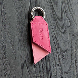 Porta sombreros en color rosa encantador y fabricado en 100% cuero