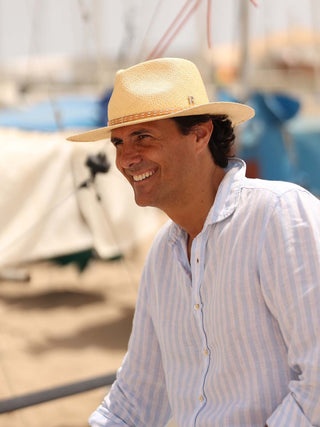 Sombrero Panamá de Ala Media, tejido a mano en Ecuador y confeccionado en España - Raceu Hats