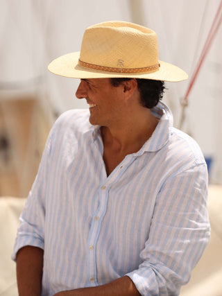 Sombrero Panamá de Ala Media, tejido a mano en Ecuador y confeccionado en España - Raceu Hats