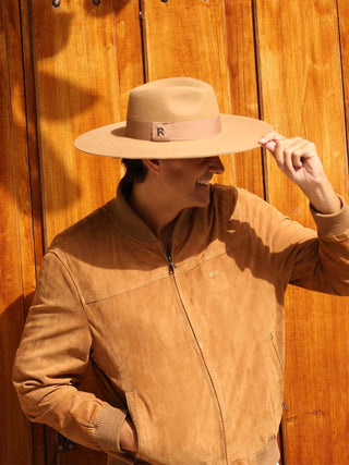 Sombrero Hombre Estilo Fedora tejido en 100% Fieltro de Lana y color Taupe, de ala ancha y rígida - Raceu Hats