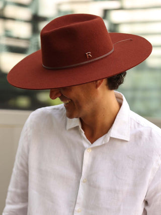 Sombrero Fedora en 100% Fieltro de Lana y color Terracota, de Ala Ancha y Rígida con Cinta Grosgain al Tono - Raceu Hats