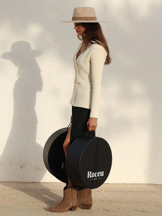 Sombrero Mujer Estilo Fedora confeccionado en 100% Fieltro de Lana y color Beige, de ala media - Raceu Hats