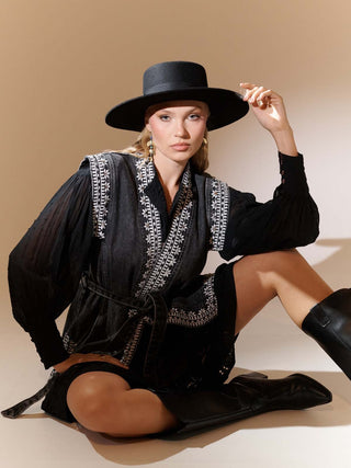 Sombrero Canotier Mujer Ala Ancha Color Negro en Fieltro de Lana - Hecho a Mano en España- Raceu Hats