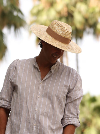 Sombrero Fedora Sport Elegante: Combina Aventura y Sofisticación en Paja Natural Trenzada- Ala de 9 cm y copa de 10 cm - Raceu H