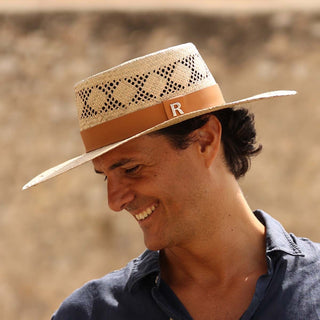 Sombrero Canotier de Verano: Elegancia Artesanal y Protección Solar para el Hombre - Ala de 9 cm y copa de 10 cm - Raceu Hats