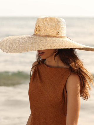 Sombrero de Mujer en Paja Natural: Elegancia Atemporal para el Verano - Ala de 19 cm y copa de 11 cm - Raceu Hats