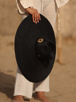 Sombrero de Ala Extra Ancha en Paja Natural: Glamour y Protección para el Verano - Ala de 19 cm y copa de 11 cm - Raceu Hats