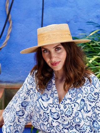 Sombrero de Mujer Trenzado 100% Raffia en España  - Ala de 9 cm y copa de 9 cm - Raceu Hats