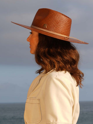 Sombrero Panamá Mujer de Ala Ancha en 100% Paja Toquilla Original - Ala de 10 cm y copa de 10 cm - Raceu Hats