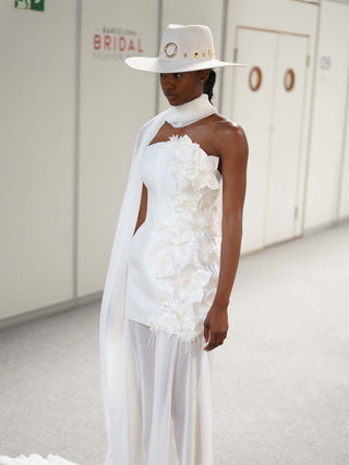 Sombrero de Novia Blanco Roto en Fieltro de Lana - Chaser: Elegancia y Detalles Vintage - Raceu Hats