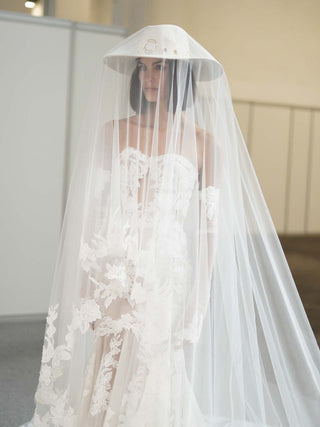 Sombrero de Novia Blanco Roto en Fieltro de Lana - Chaser: Elegancia y Detalles Vintage - Raceu Hats