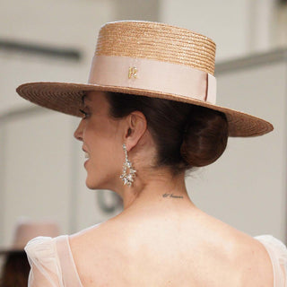 Sombrero Novia Canotier Ala Ancha - Estilo Mediterráneo y Elegancia Atemporal  - Ala de 11 cm y copa de 10 cm - Raceu Hats