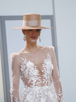 Sombrero Novia Canotier Ala Ancha - Estilo Mediterráneo y Elegancia Atemporal  - Ala de 11 cm y copa de 10 cm - Raceu Hats