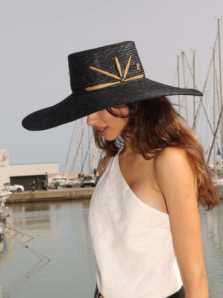 Sombrero Canotier Negro Ala Ancha - Estilo Mediterráneo y Elegancia Atemporal  - Ala de 15 cm y copa de 10,5 cm - Raceu Hats