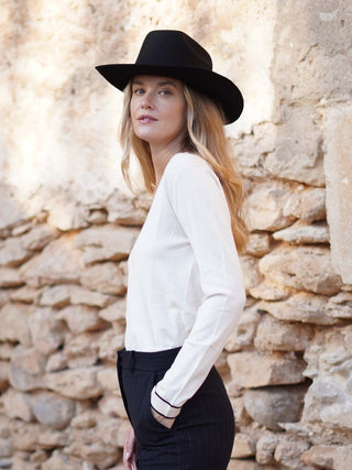 Sombrero Cowboy Mujer Negro KANSAS - Estilo Mediterráneo y Elegancia Atemporal  - Ala de 8 cm y copa de 10 cm - Raceu Hats