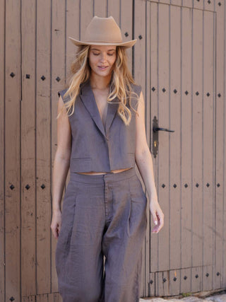 Sombrero Cowboy Mujer Taupe KANSAS - Estilo Mediterráneo y Elegancia Atemporal  - Ala de 8 cm y copa de 10 cm - Raceu Hats