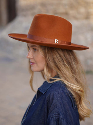 Sombrero Fedora Ala Rígida Amber MODENA - Fedora de Fieltro Hecho en España - Ala de 9 cm y copa de 11 cm - Raceu Hats