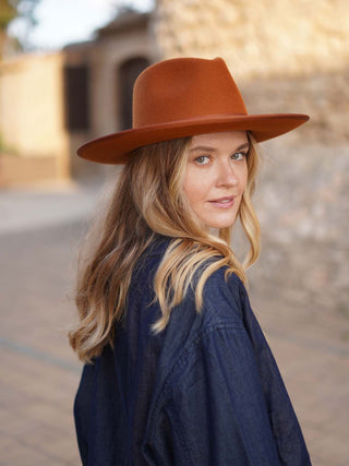 Sombrero Fedora Ala Rígida Amber MODENA - Fedora de Fieltro Hecho en España - Ala de 9 cm y copa de 11 cm - Raceu Hats