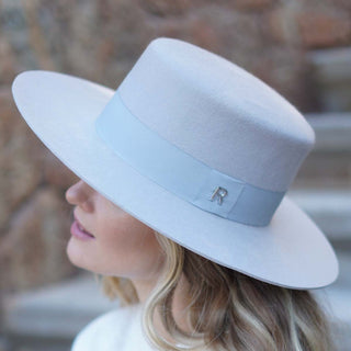 Sombrero Canotier Ala Ancha Gris Perla - Fedora de Fieltro Hecho en España - Ala de 9 cm y copa de 10 cm - Raceu Hats