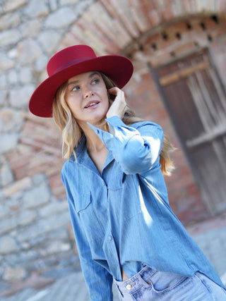 Sombrero Canotier Ala Ancha Rojo - Artesanía Hecha en España, Fieltro de Lana Premium - Ala de 9 cm y copa de 10 cm - Raceu Hats