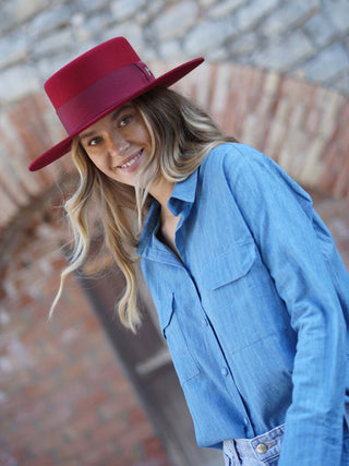 Sombrero Canotier Ala Ancha Rojo - Artesanía Hecha en España, Fieltro de Lana Premium - Ala de 9 cm y copa de 10 cm - Raceu Hats