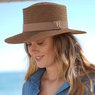 Sombrero Mujer Paja de Papel Marrón - Estilo Mediterráneo y Elegancia Atemporal  - Ala de 9 cm y copa de 9 cm - Raceu Hats