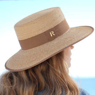 Sombrero Canotier Raffia Fina RODAS - Estilo Mediterráneo y Elegancia Atemporal  - Ala de 9 cm y copa de 9 cm - Raceu Hats
