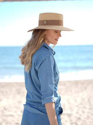 Sombrero Canotier Raffia Fina RODAS - Estilo Mediterráneo y Elegancia Atemporal  - Ala de 9 cm y copa de 9 cm - Raceu Hats