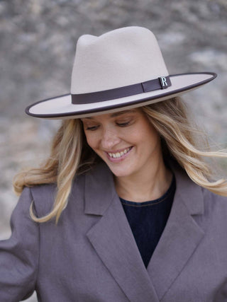 Sombrero Fedora Ala Intermedia Beige MODENA - Raceu Hats