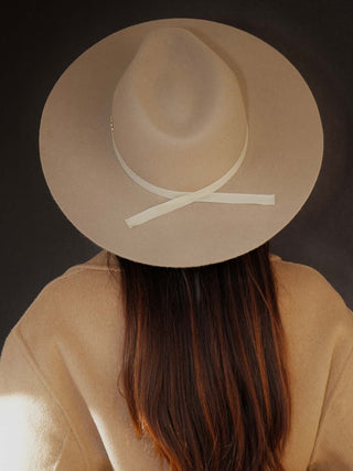 Sombrero Fedora Ala Intermedia Moca EVIE - Raceu Hats