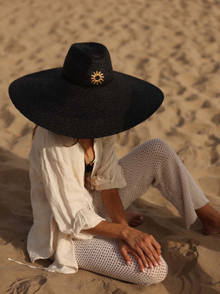 Sombrero Mujer Ala Extra Ancha Negro HELIOS - Raceu Hats